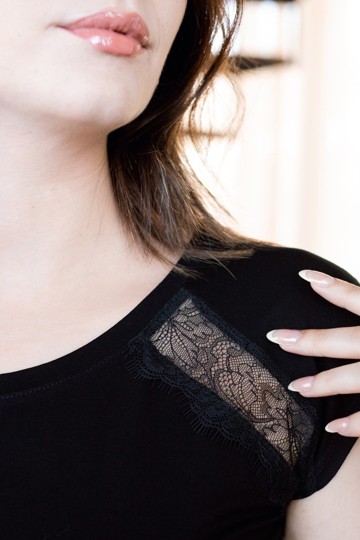 Pyjama femme 2 pièces coton avec dentelle – Noir ou Rose | Glossy Envy