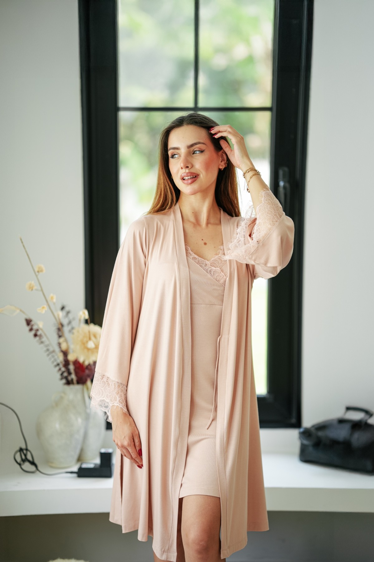 Pyjama 2 pièces maternité nude en coton viscose et dentelle