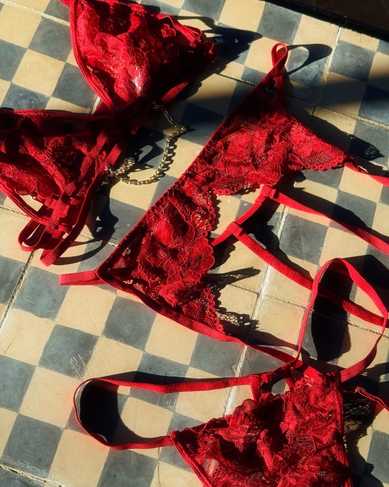 Ensemble lingerie sexy 3 pièces rouge