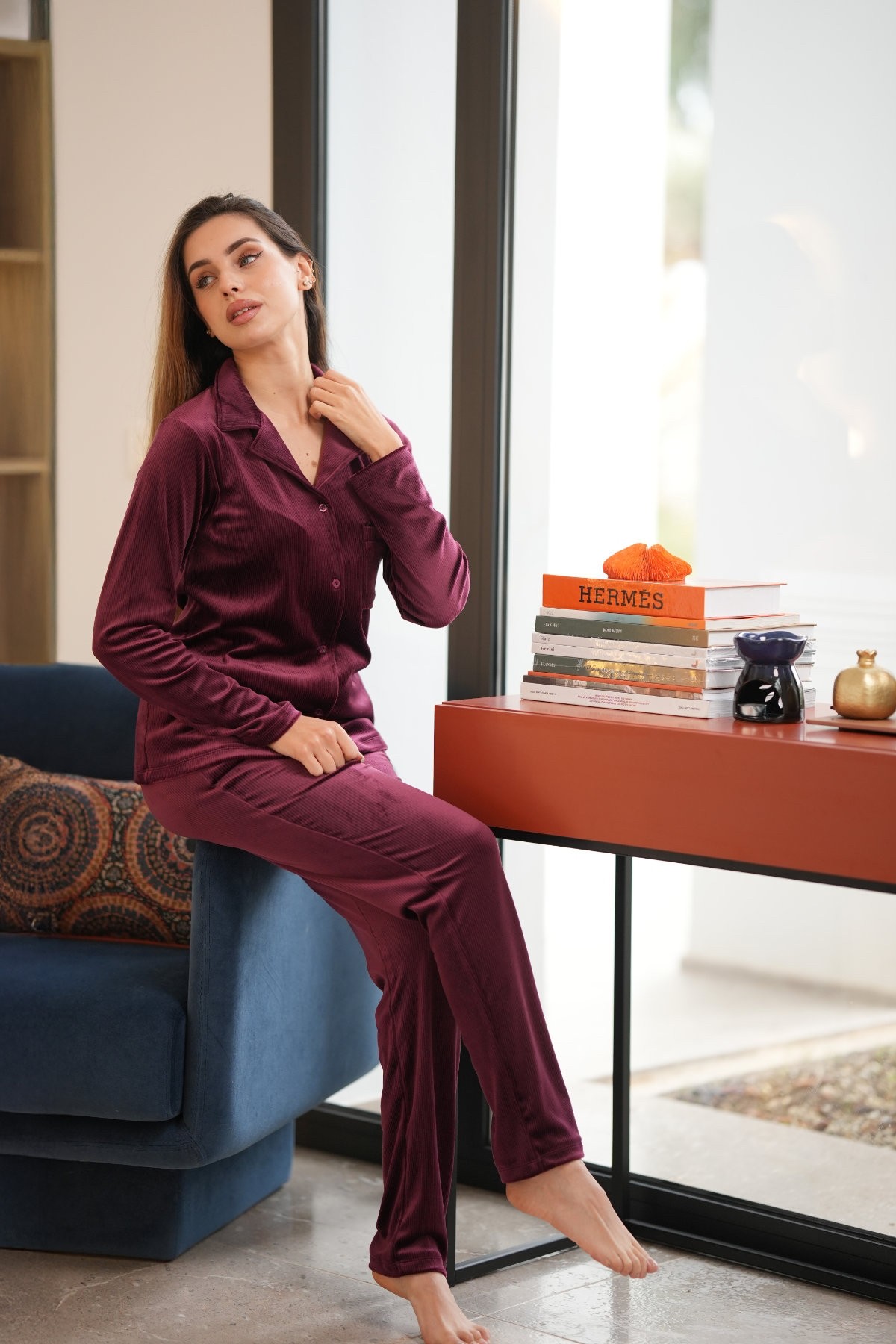 Ensemble pyjama femme velours rayé | Homewear chic – Glossy Envy Tunisie