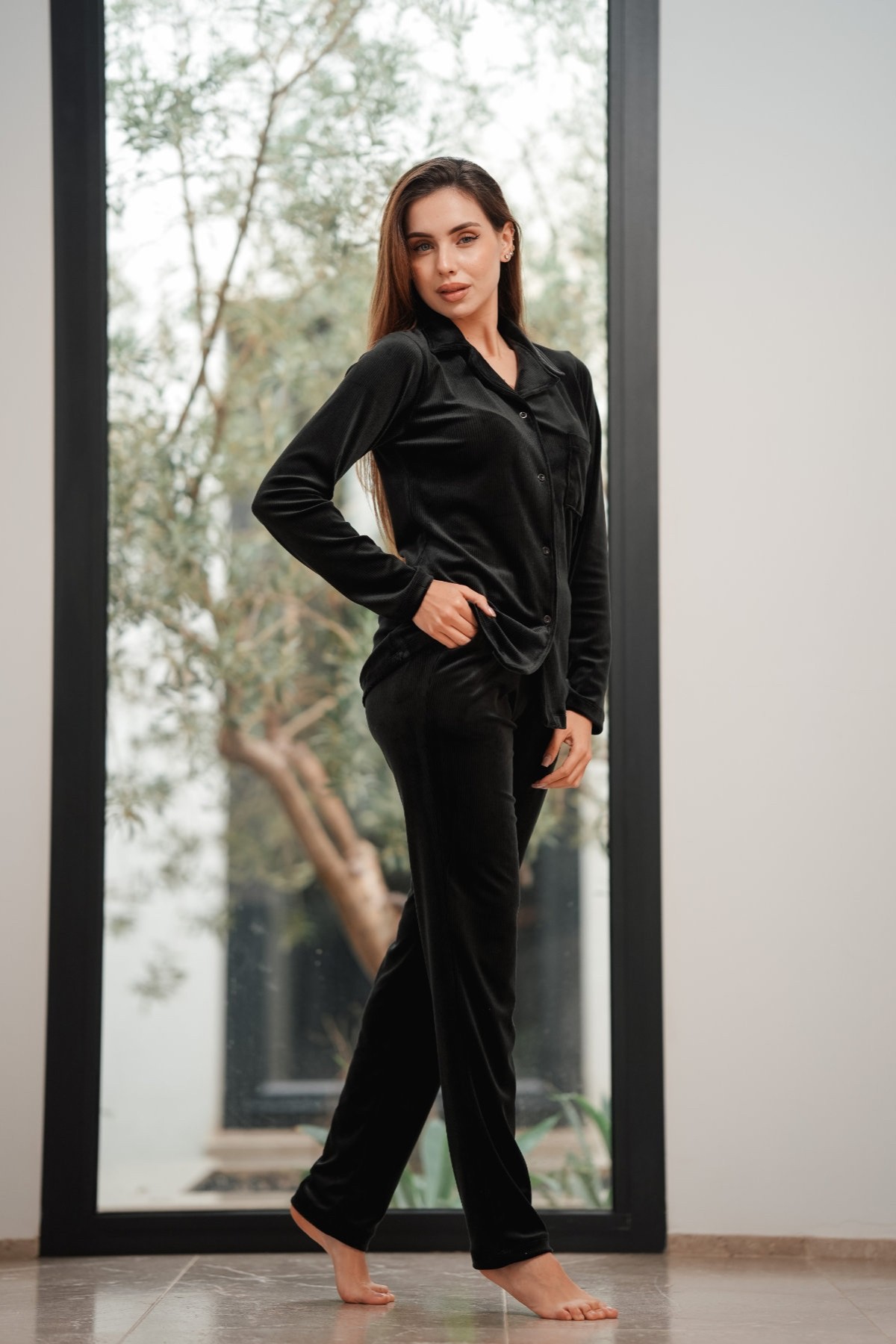 Ensemble pyjama femme velours rayé | Homewear chic – Glossy Envy Tunisie